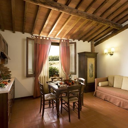 Agriturismo Antico Borgo Poggitazzi 特拉诺瓦-布拉乔利尼 外观 照片