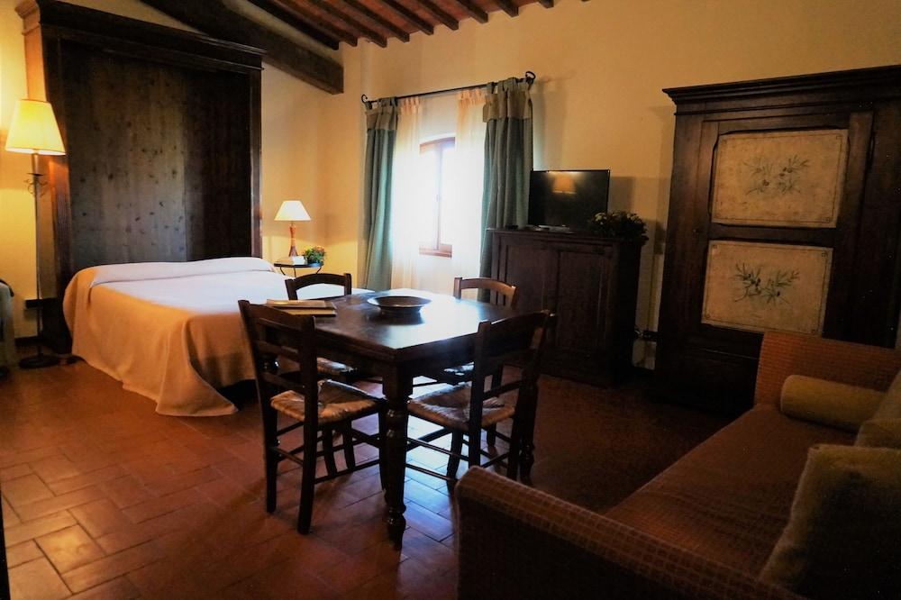 Agriturismo Antico Borgo Poggitazzi 特拉诺瓦-布拉乔利尼 外观 照片