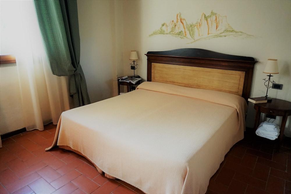 Agriturismo Antico Borgo Poggitazzi 特拉诺瓦-布拉乔利尼 外观 照片