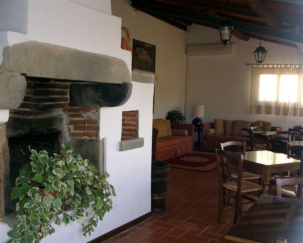 Agriturismo Antico Borgo Poggitazzi 特拉诺瓦-布拉乔利尼 外观 照片