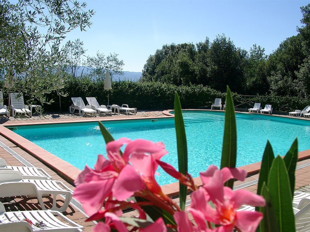 Agriturismo Antico Borgo Poggitazzi 特拉诺瓦-布拉乔利尼 外观 照片